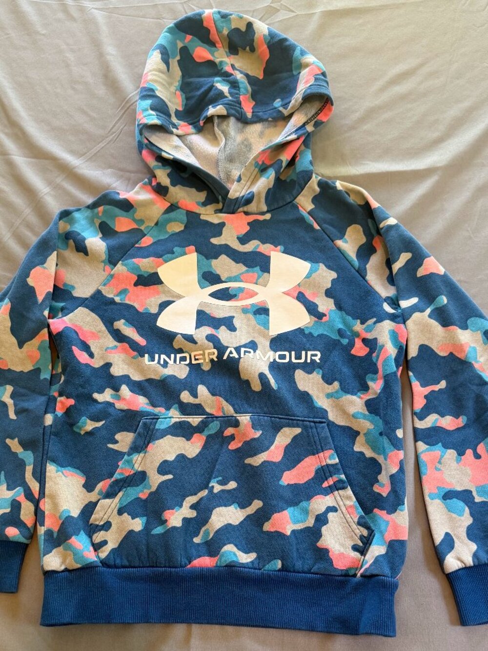 Under Armour Youth Unisex Cold Gear Blue Medium Camo Hoodie Sweatshirt